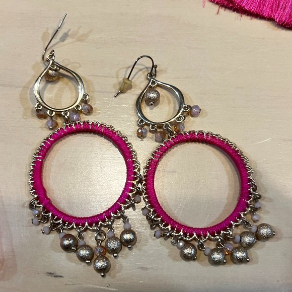 Lilly Ear rings, 2 pair - Picture 2 of 4
